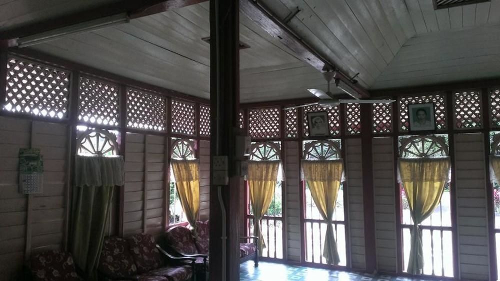 Homestay Bukit Gantang Hotel Тайпинг Экстерьер фото